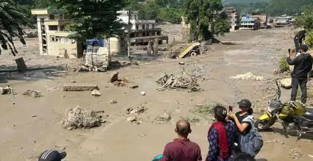 প্রেক্ষাপট: নেপালে আকস্মিক বন্যায় নিহত ১৭, দুই শতাধিক বিদেশিসহ নিখোঁজ ৩৮৪
