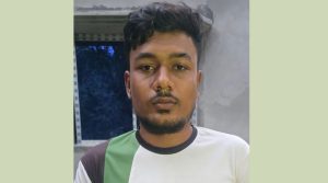 রুয়েটের গাড়িতে প্রধানমন্ত্রী, ‘বড় সুযোগ ছিল’ বলা যুবকের বাবাও ডিবি হেফাজতে