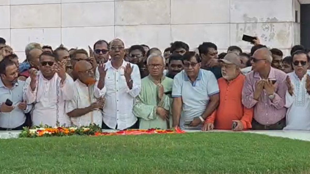 সড়কে মাফিয়াতন্ত্র ও চাঁদাবাজির অবসান ঘটাতে হবে: রিজভী